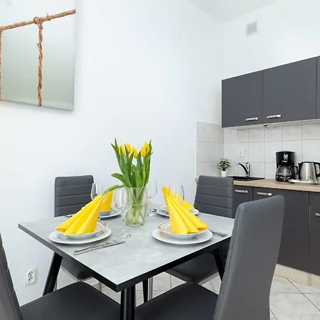 Apartment Comfortable For 3 People With Parking In Kolobrzeg By Renters *